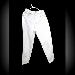 Chic mom jeans